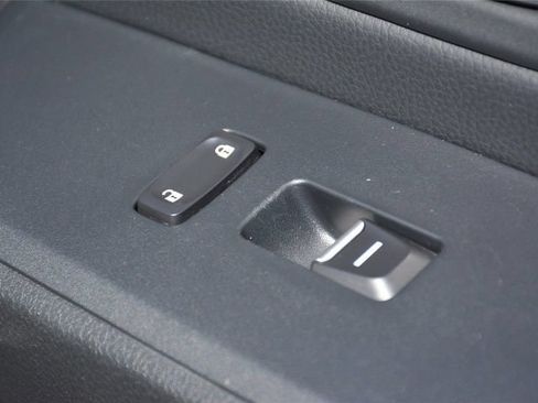 Used 2025 Honda Pilot EX-L image 24