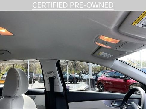 Used 2022 Kia Forte LXS image 20