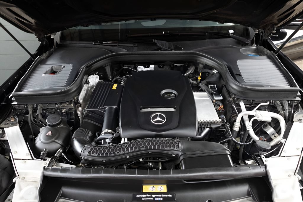 Used 2019 Mercedes-Benz GLC 300 image 90