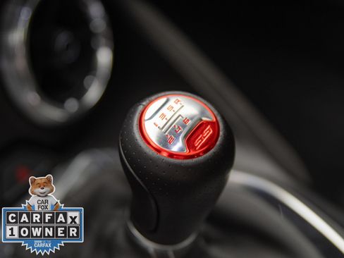 Used 2018 Chevrolet Camaro SS RWD image 17