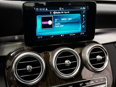 Used 2019 Mercedes-Benz C 300 4MATIC Sedan image 26