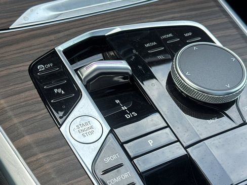 Certified 2024 BMW X5 sDrive40i w/ M Sport Package image 28