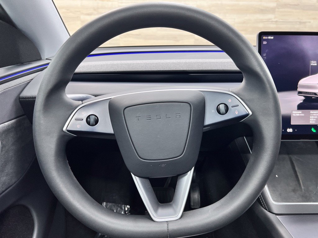 Used 2026 Tesla Model Y Long Range RWD image 22