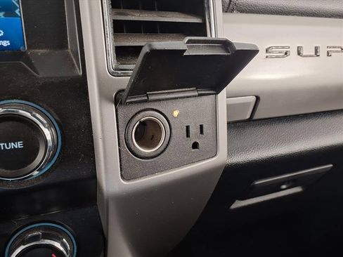 Used 2020 Ford F250 Lariat w/ Lariat Ultimate Package image 14