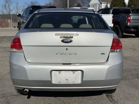 Used 2009 Ford Focus SE image 6