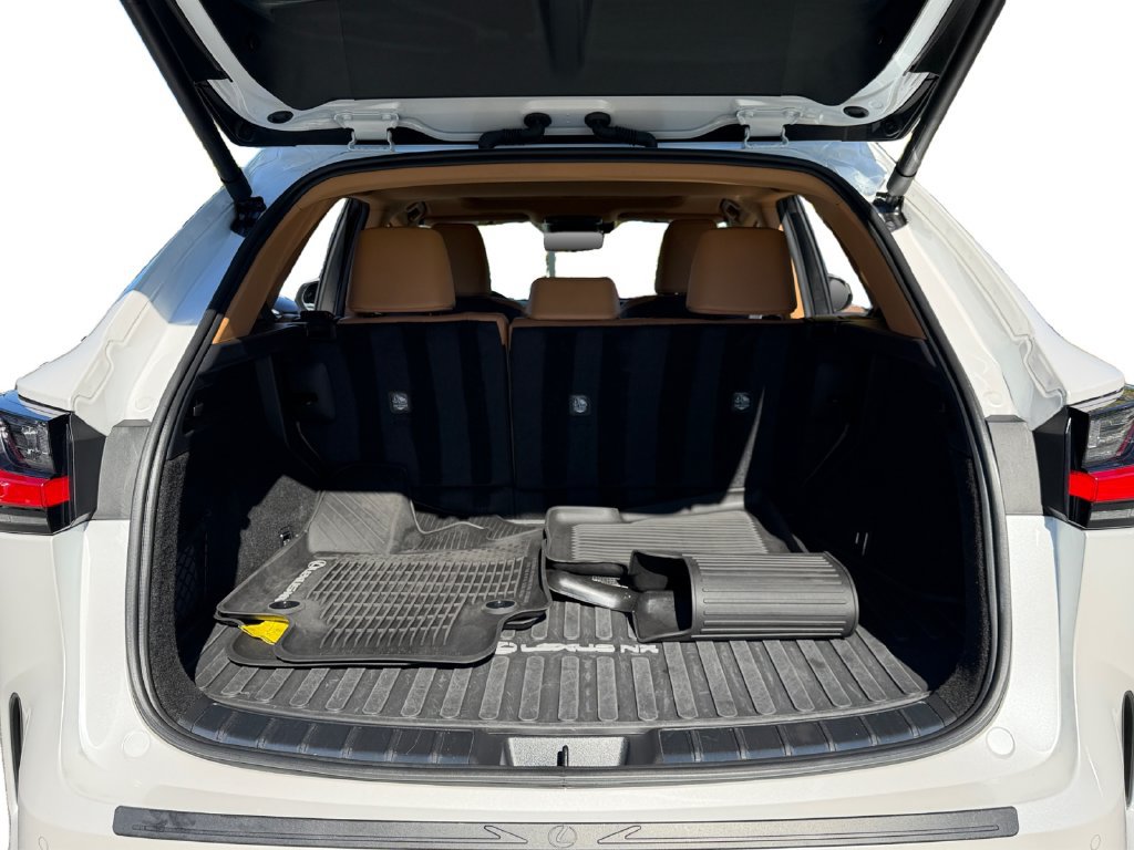 Certified 2025 Lexus NX 350 AWD w/ Accessory Package (2T) image 11