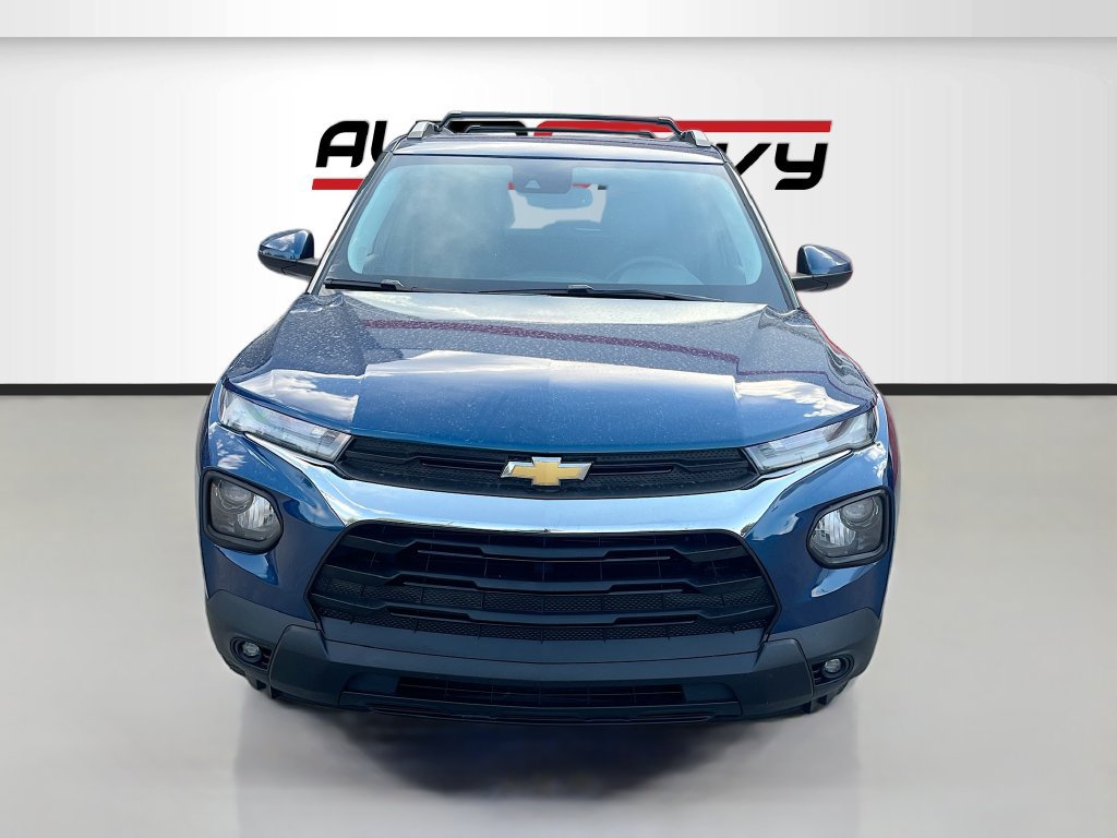 Used 2021 Chevrolet TrailBlazer LT w/ Convenience Package AWD/4WD image 2