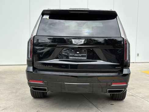 New 2026 Cadillac Escalade Platinum Sport w/ LPO, ONYX Package AWD/4WD image 8
