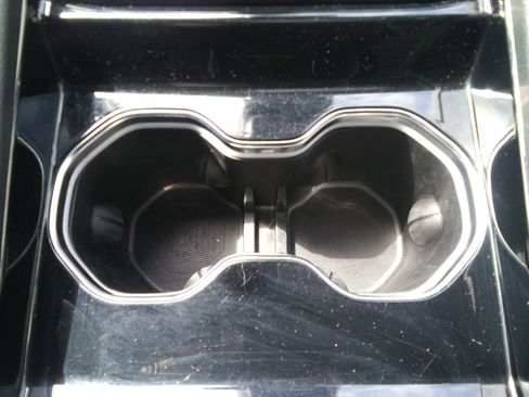 Used 2023 Jeep Grand Cherokee L Laredo image 20