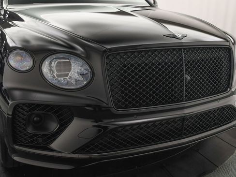 Certified 2022 Bentley Bentayga image 27