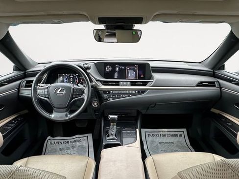 Used 2019 Lexus ES 350 image 10