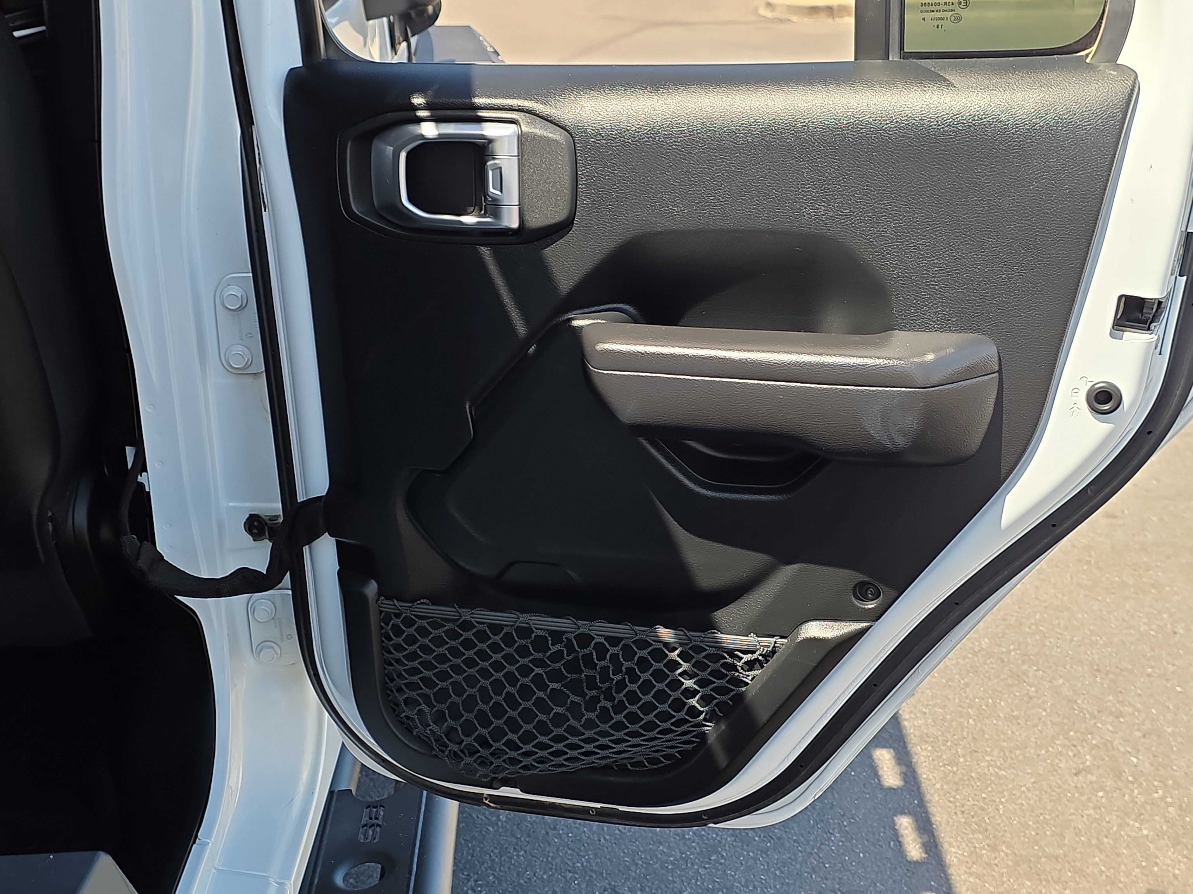 Used 2019 Jeep Wrangler Unlimited Rubicon AWD/4WD image 31