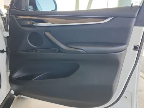 Used 2018 BMW X5 sDrive35i RWD image 12
