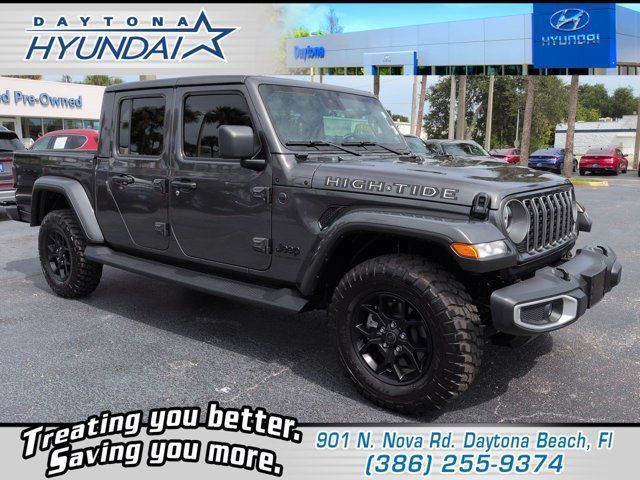 Used 2025 Jeep Gladiator Sport AWD/4WD image 1