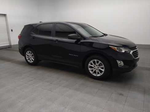 Used 2021 Chevrolet Equinox LS FWD image 11