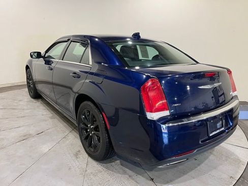 Used 2016 Chrysler 300 Limited w/ Driver Convenience Group AWD/4WD image 8