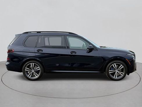 Used 2024 BMW X7 xDrive40i w/ Executive Package AWD/4WD image 4