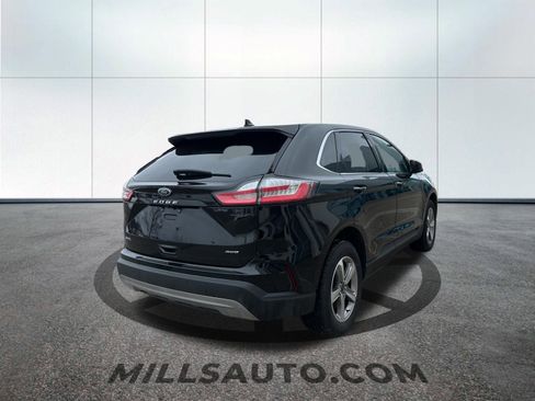 Certified 2022 Ford Edge SEL w/ Convenience Package image 5