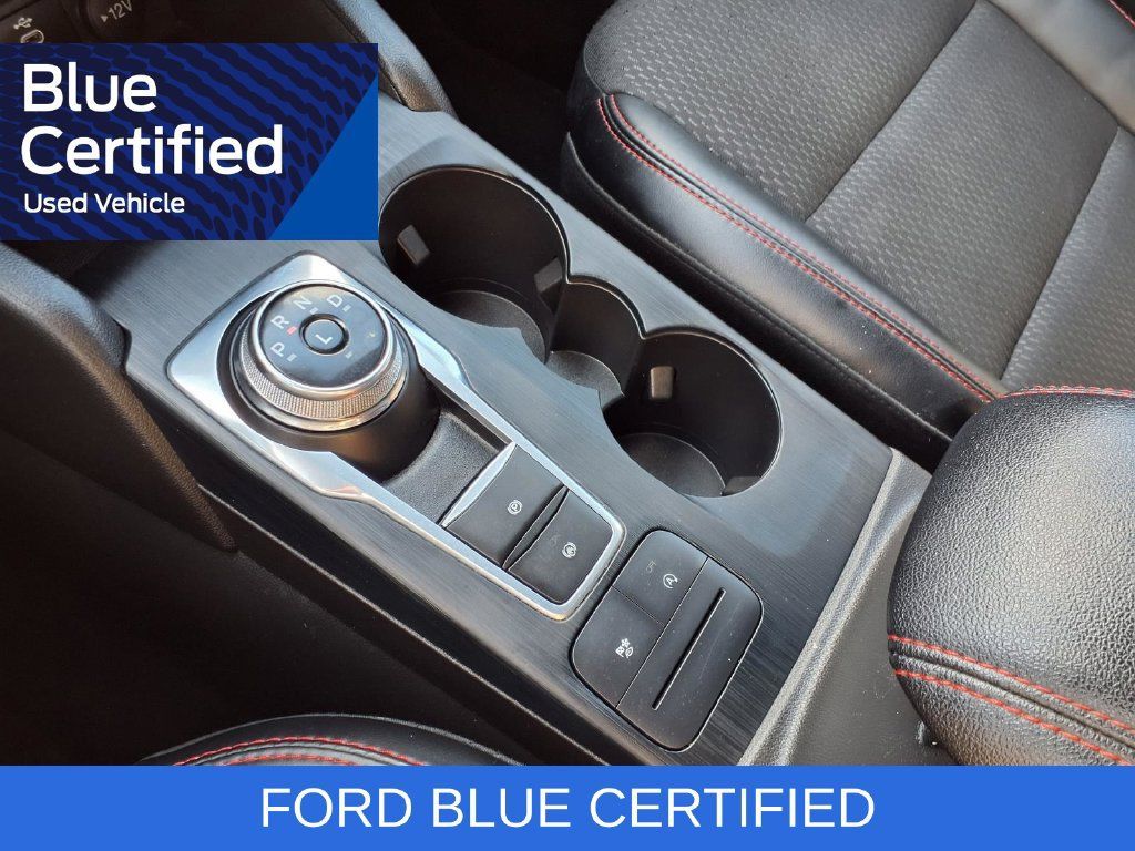 Certified 2025 Ford Escape ST-Line Select AWD/4WD image 22
