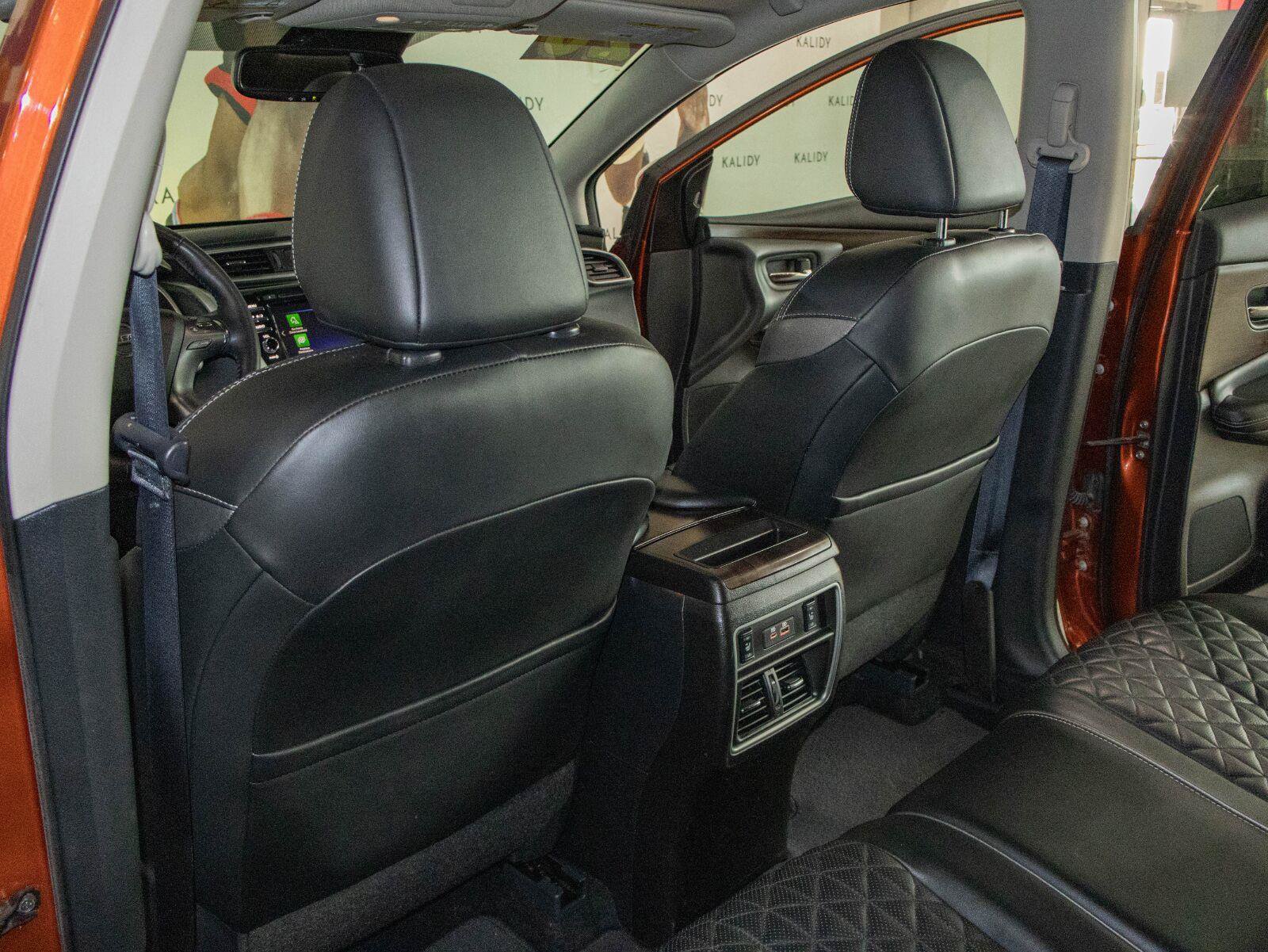 Used 2020 Nissan Murano Platinum w/ Cargo Package FWD image 10