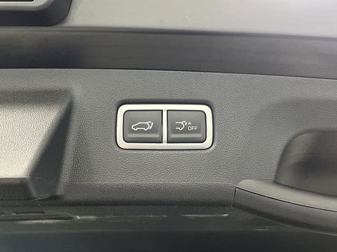 Used 2025 Kia Sorento SX image 16