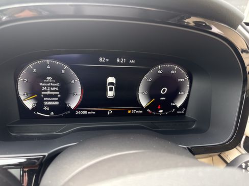 Used 2023 INFINITI QX60 Luxe w/ Vision Package FWD image 8