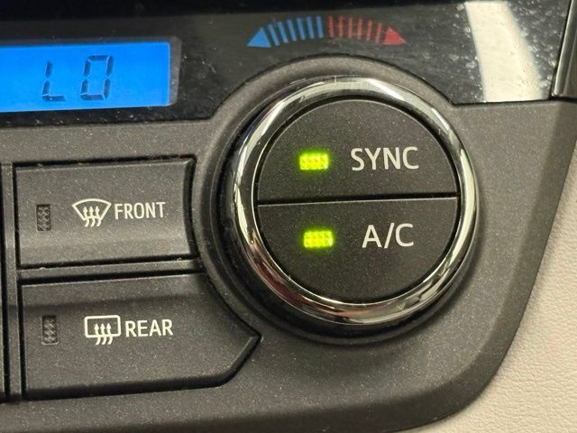 Used 2017 Toyota RAV4 XLE w/ All Weather Liner Package FWD image 38