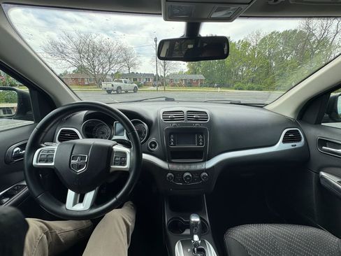 Used 2018 Dodge Journey SE w/ Popular Equipment Group FWD image 22