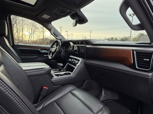 Used 2023 GMC Sierra 1500 Denali image 16