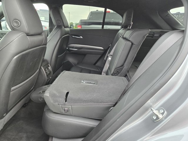 Used 2025 Cadillac XT4 Premium Luxury FWD image 33