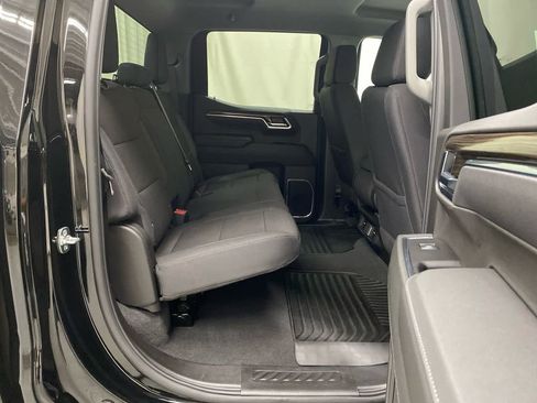 Used 2025 Chevrolet Silverado 1500 LT image 17