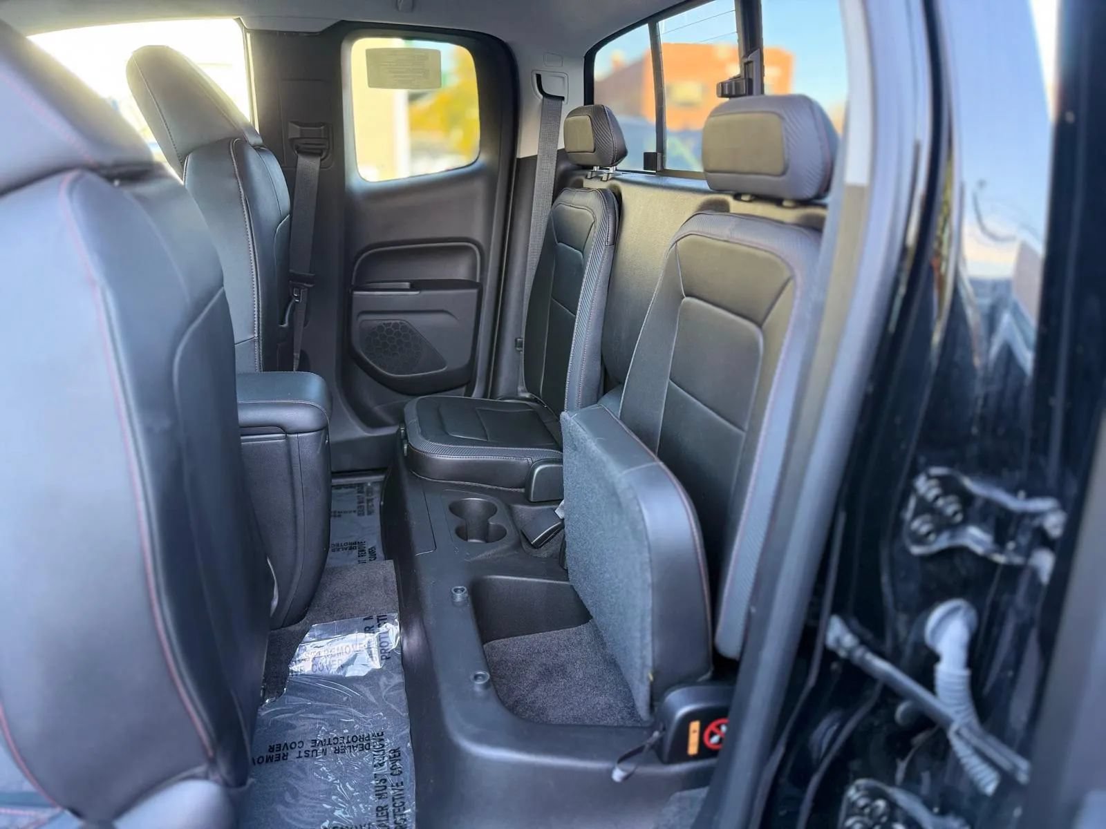 Used 2018 GMC Canyon All Terrain w/ Trailering Package AWD/4WD image 30
