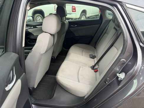 Used 2018 Honda Civic EX-T image 9