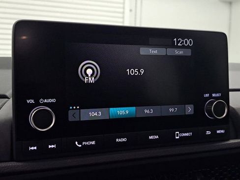 Certified 2025 Honda CR-V EX image 28
