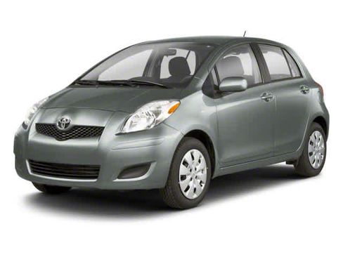 Used 2010 Toyota Yaris 4-Door Hatchback image 1