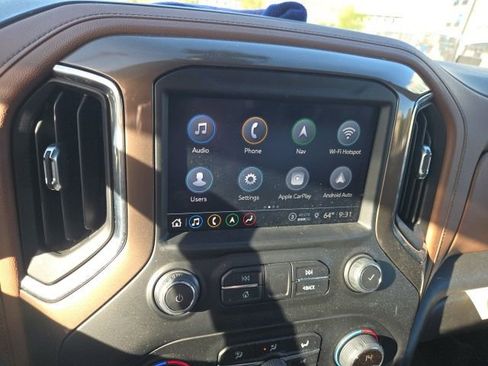 Used 2022 Chevrolet Silverado 2500 High Country w/ LPO, Dark Essentials Package image 9