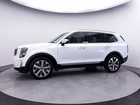 Used 2020 Kia Telluride S FWD image 39