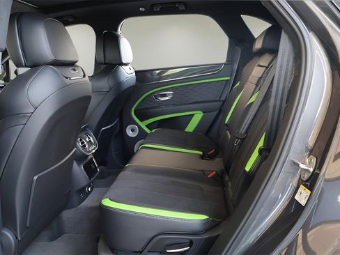 New 2026 Bentley Bentayga Speed image 15