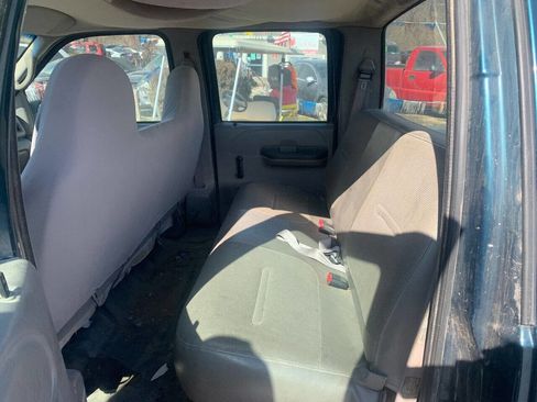 Used 1999 Ford F250 XLT image 18