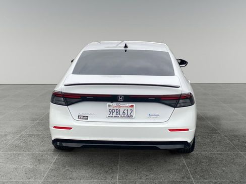 Used 2024 Honda Accord Sport image 4