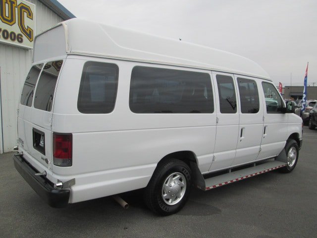 Used 2012 Ford E-250 and Econoline 250 Extended w/ PWR Group RWD image 6