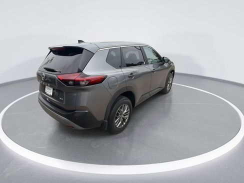 Used 2023 Nissan Rogue S AWD/4WD image 8