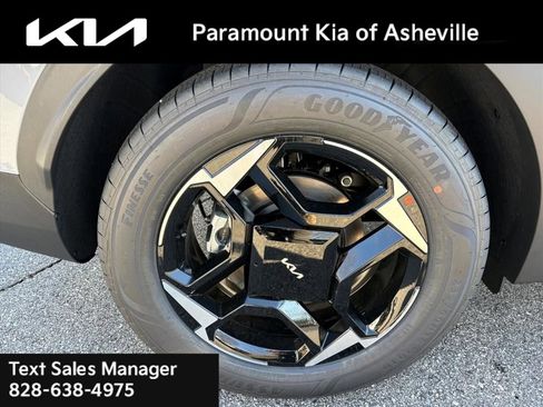 New 2026 Kia Sportage EX image 30