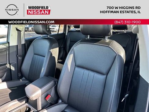 Used 2022 Volkswagen Tiguan SE image 22