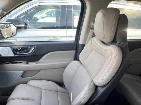 Used 2024 Lincoln Navigator Reserve AWD/4WD image 25