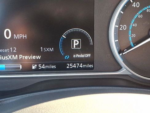 Used 2023 Nissan Leaf S image 19