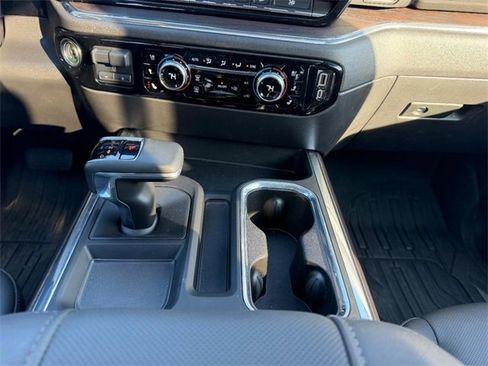 Certified 2024 GMC Sierra 1500 SLT w/ SLT Premium Plus Package image 16