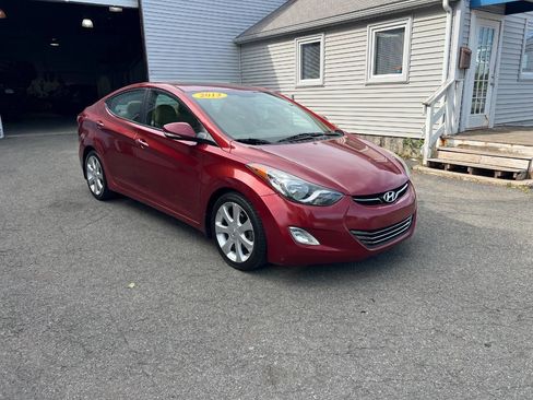 Used 2013 Hyundai Elantra Limited FWD image 3