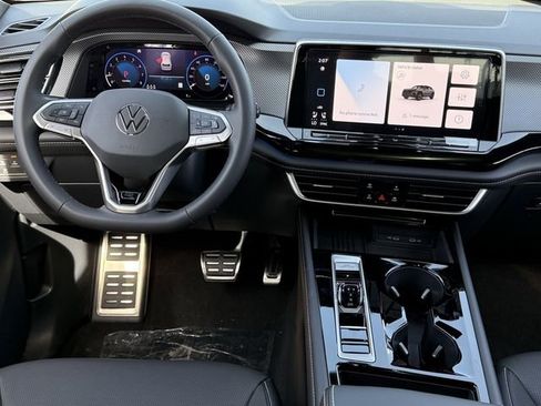 New 2026 Volkswagen Atlas Cross Sport SEL R-Line AWD/4WD image 8