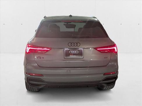 New 2025 Audi Q3 2.0T Premium image 7